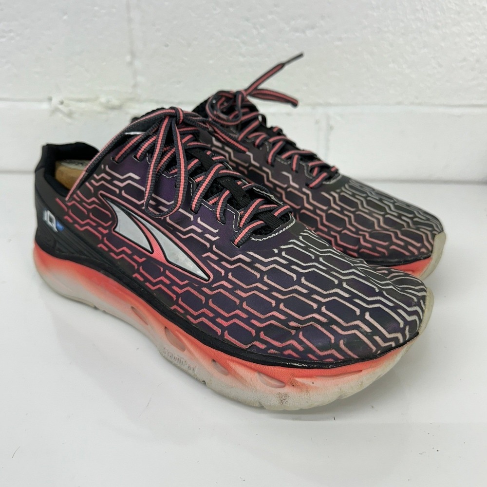 Altra Torin IQ Running Shoes Black Pink Orange Smart Tech / Womens 10